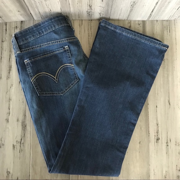 Levi's Denim - Levi’s 518 Superlow Jeans